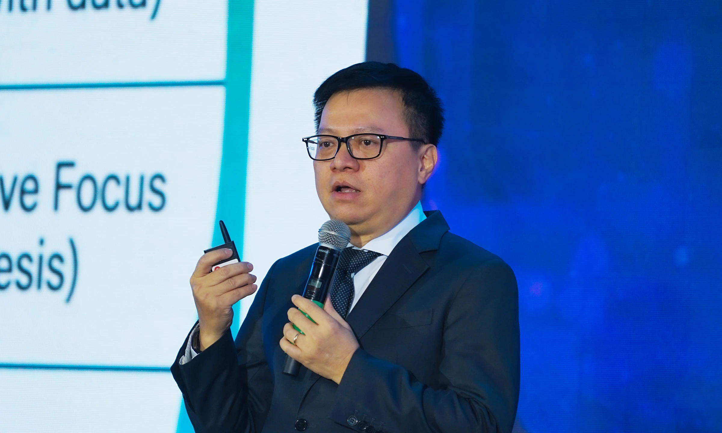 Việt Nam hướng mục tiêu cao nhất là tự chủ về trí tuệ nhân tạo